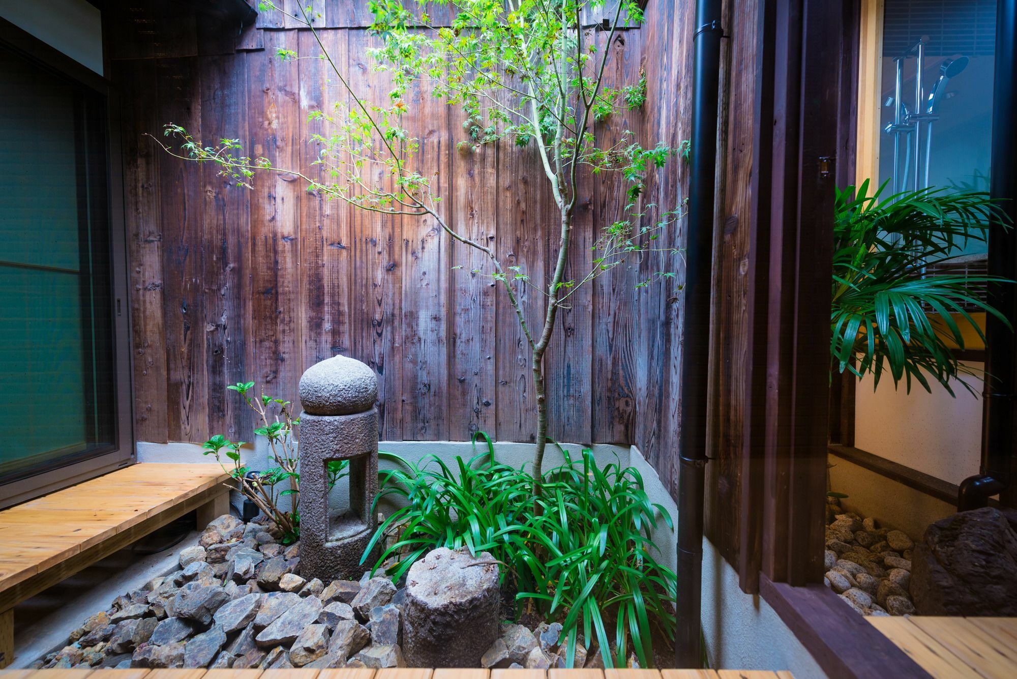 Kumomachiya Benzaiten Kyoto
